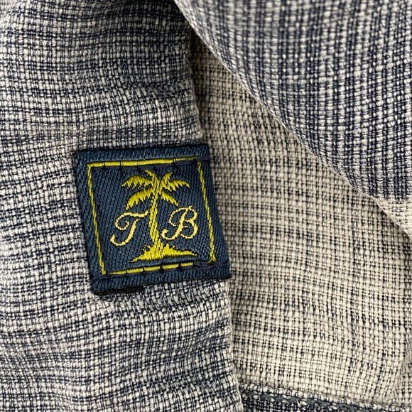 Tommy Bahama Mens Blue Silk Embroidered Pineapple Camp Shirt Medium - Picture 4 of 6